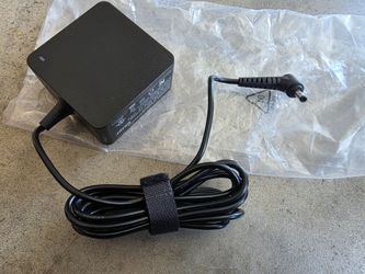 Power adapter cord plug laptop