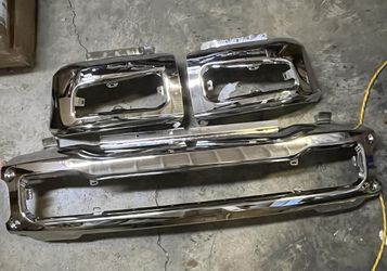 LA Zona Auto Parts 20 21 and 22 Ford F250 F350 Super Duty Chrome Front Bumper Defensa Cromada Delantera 