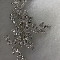 David’s Bridal Wedding Head Piece