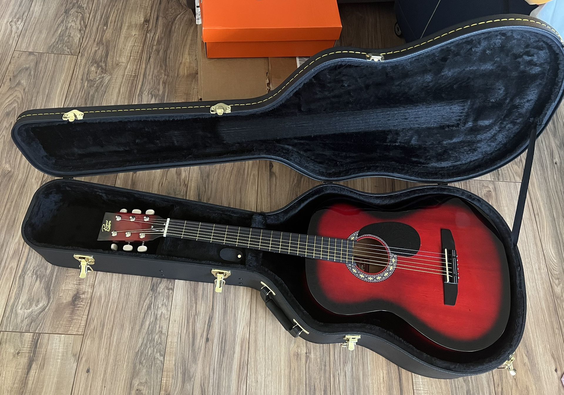 Rogue Starter Acoustic Guitar And Case