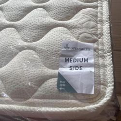 Latex for Less, 2-Sided Natural Latex 9", King