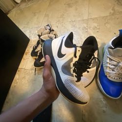 Basketball Shoes (Nike)