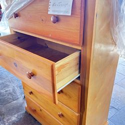 Tall furniture 5 drawers