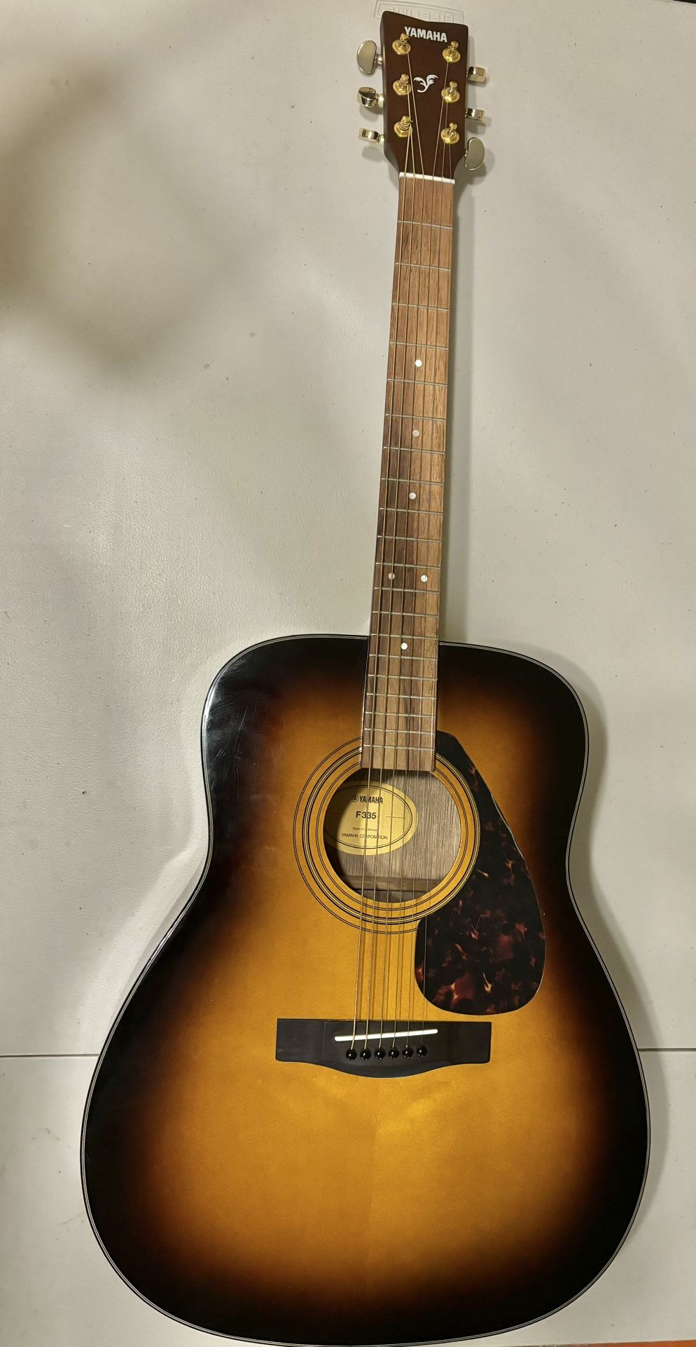 Yamaha F335 Acoustic Guitar