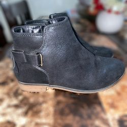 Girl dress shoes