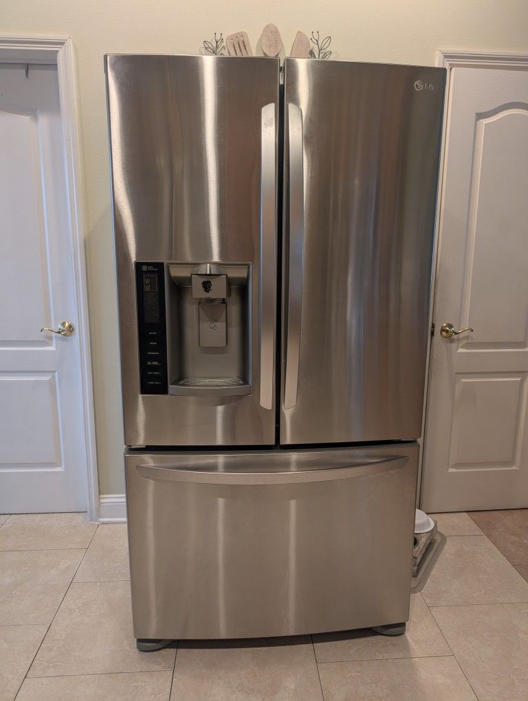 LG Refrigerator 