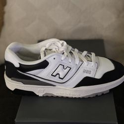 New Balance 550 Athletic Shoe