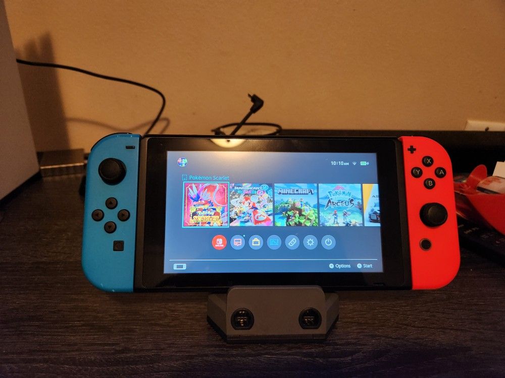 Nintendo Switch V2 System Like New With 3 Cartridge Games and Digital Games