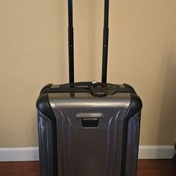 TUMI Vapor Carry On