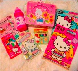 Sanrio Hello Kitty Girl's Gift Set