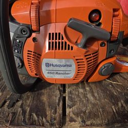 Husqurvana Chainsaw 450 Rancher Solamente Usada Una Vez