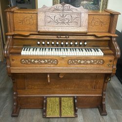 Antique Organ 