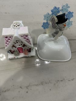 2 Plug Ins From Bath & Body Christmas House & Snowman 