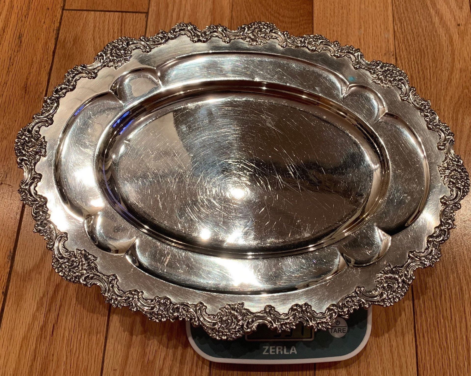 VINTAGE R WALLACE SONS STERLING SILVER BREAD TRAY 531 Gr/ - Main Image