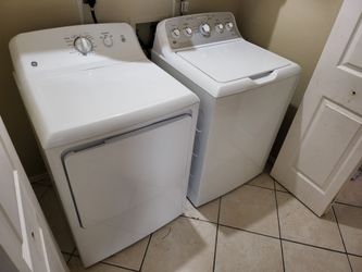 GE WASHER AND DRYER SET