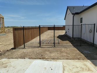 Wood Metal Fence Carpenter Tile Laminate Froor