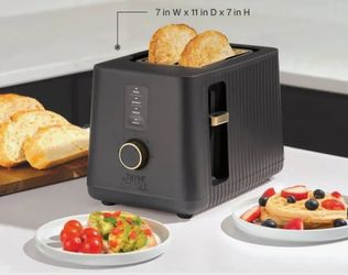 Thyme & Table 2-Slice Toaster (Negotiable)
