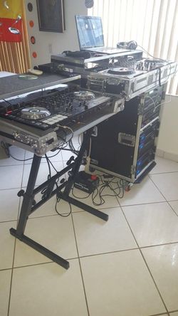 DJ DISPONIBLE TOMANDO RESERVACIONES PARA 2027