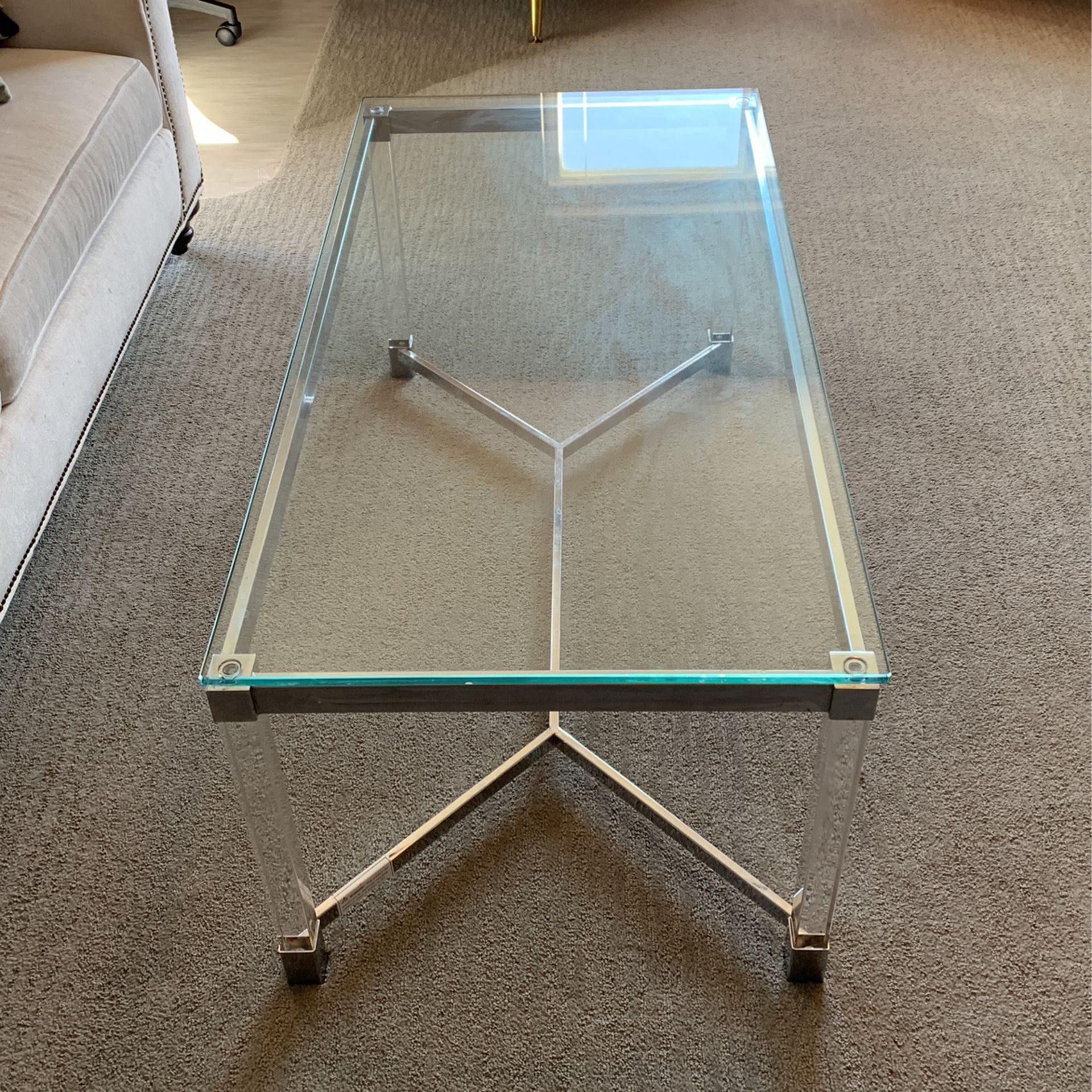 Acrylic Glass Table