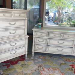 Gorgeous Mid Century Drexel Set 