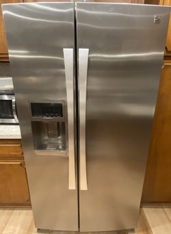 Kenmore Refrigerator 
