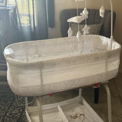 DELTA Bassinet 