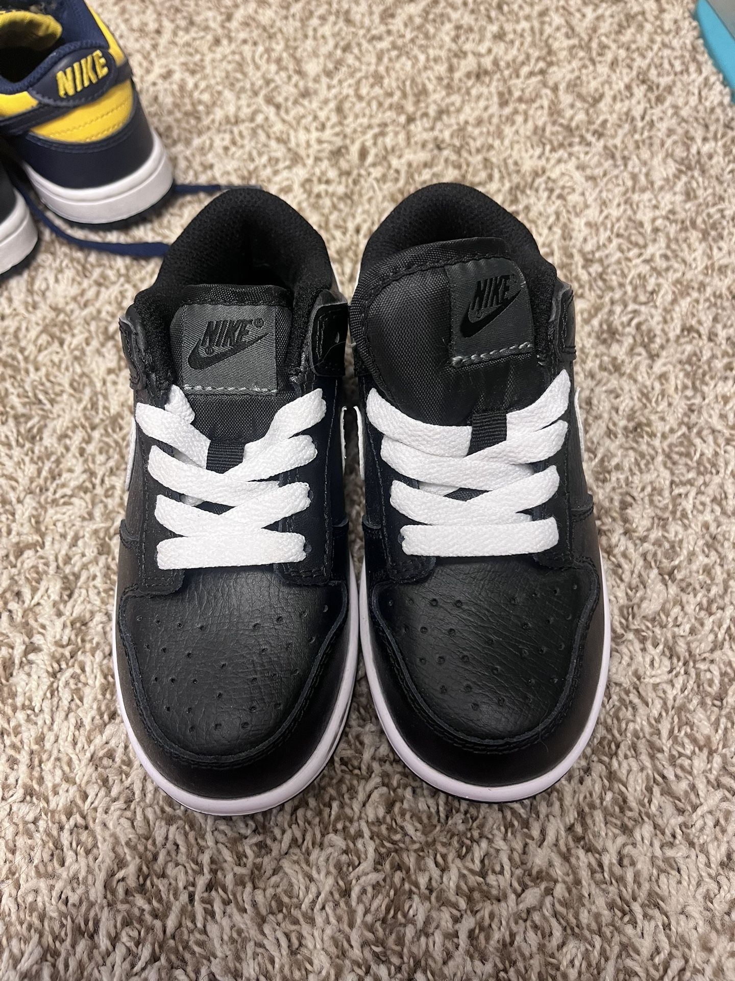 Toddler Shoes 11c