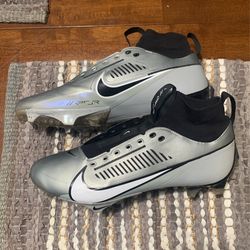 Nike Vapor Edge Pro 360 Football Cleats