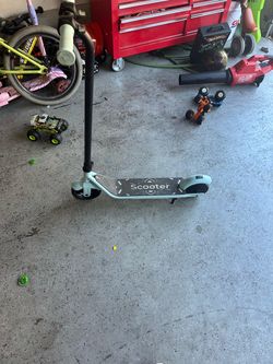 Kids electric scooter