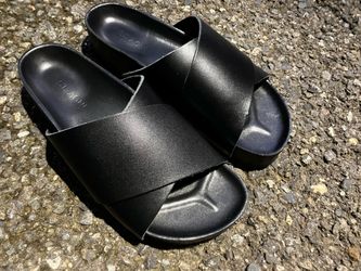 St. Agni Cross Over Platform Sandal