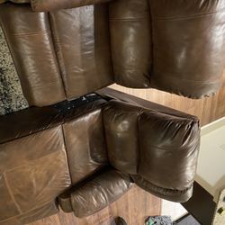 Loveseat And Recliner 