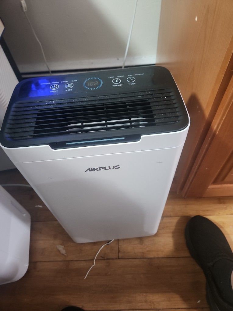 Dehumidifier 25 Pint.Super Quiet