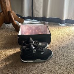 Air Jordan 4 Retro SE