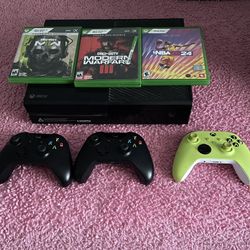 X Box One With Games 
