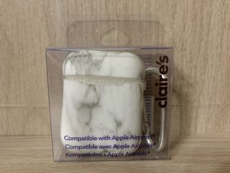 Claire’s White Marble Silicone AirPods Case