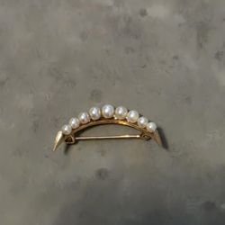 Vintage Cresent MOON pearl BROACH 14K 