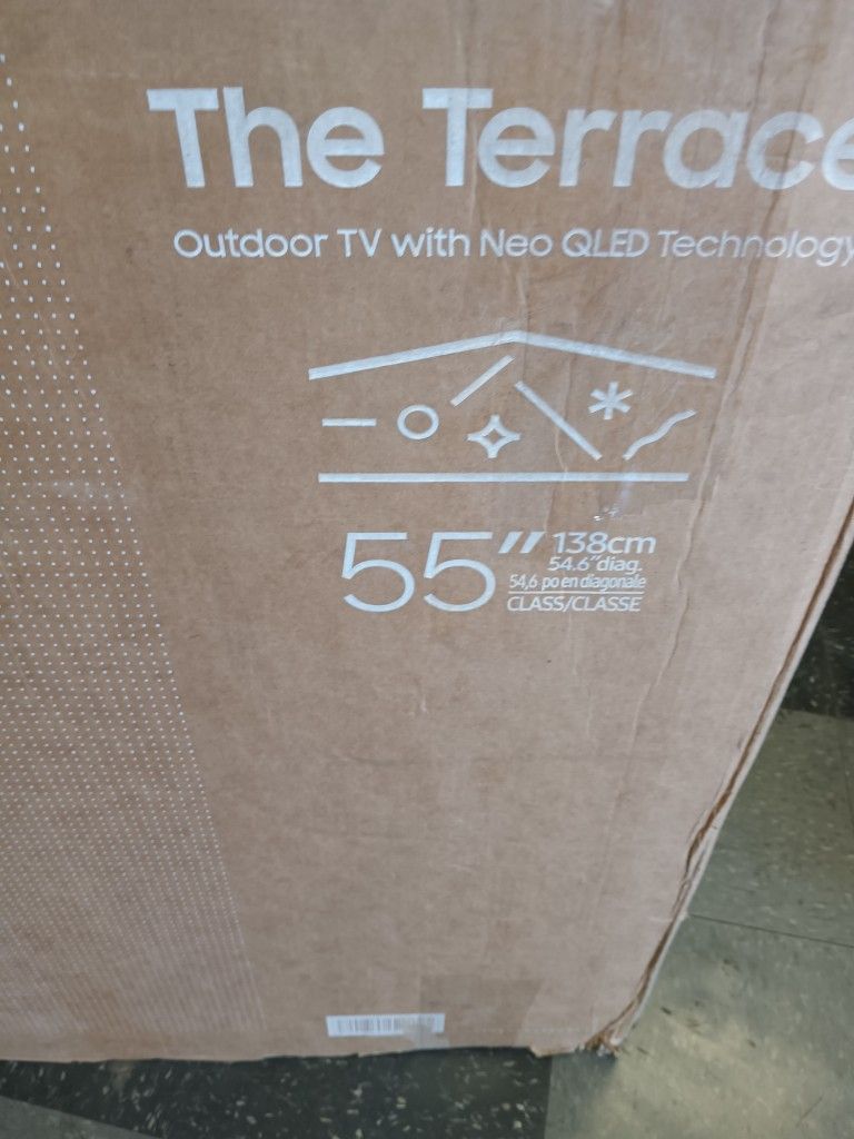 SAMSUNG 55"INCH QLED 4K LST7D OUTDOOR TV.