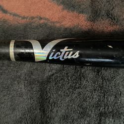 Victus Wood Bat