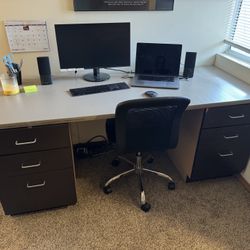 Sturdy 3-Piece Office Desk