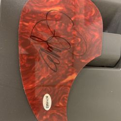 Taylor Swift Signed Mint Guitar Pick Guard 