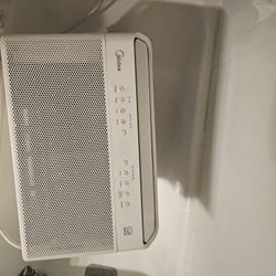 Window AC Unit 8,000 Btu/hr