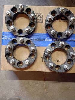 titan wheel adapters