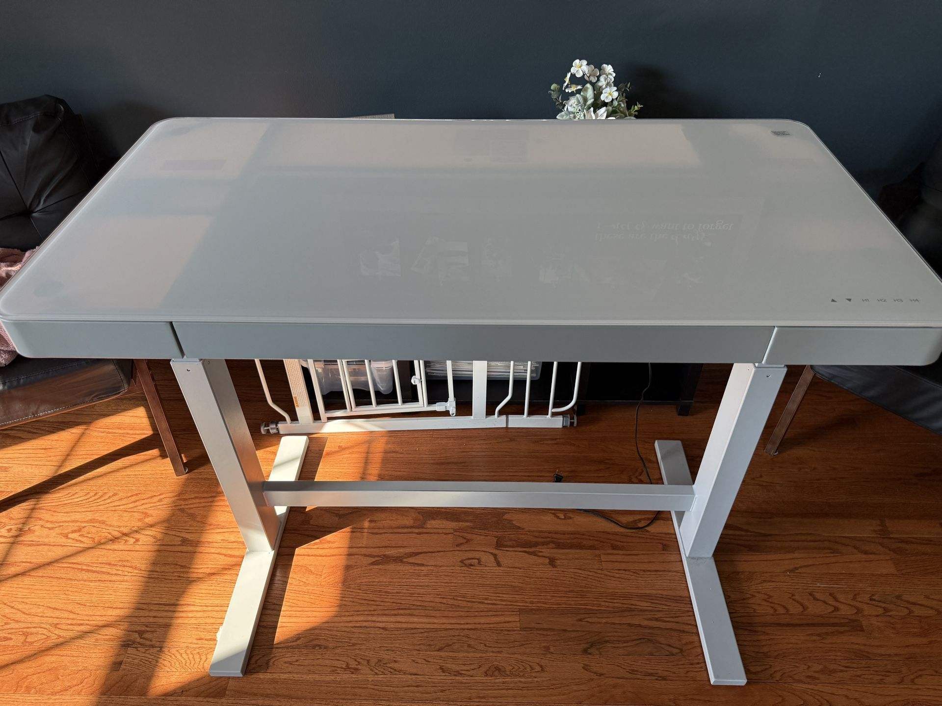 47” Sitting/Standing Desk