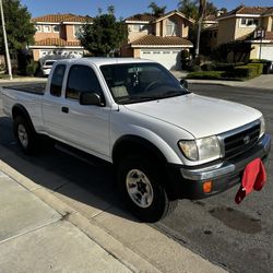 2000 Toyota Tacoma