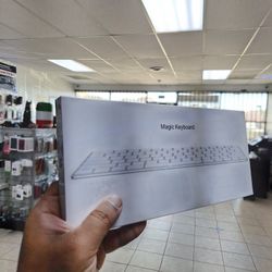 Apple MAGIC KEYBOARD 