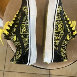 Vans Sponge Bob Size 8.5 Men