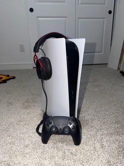 PS5 Digital Edition + HyperX Headset