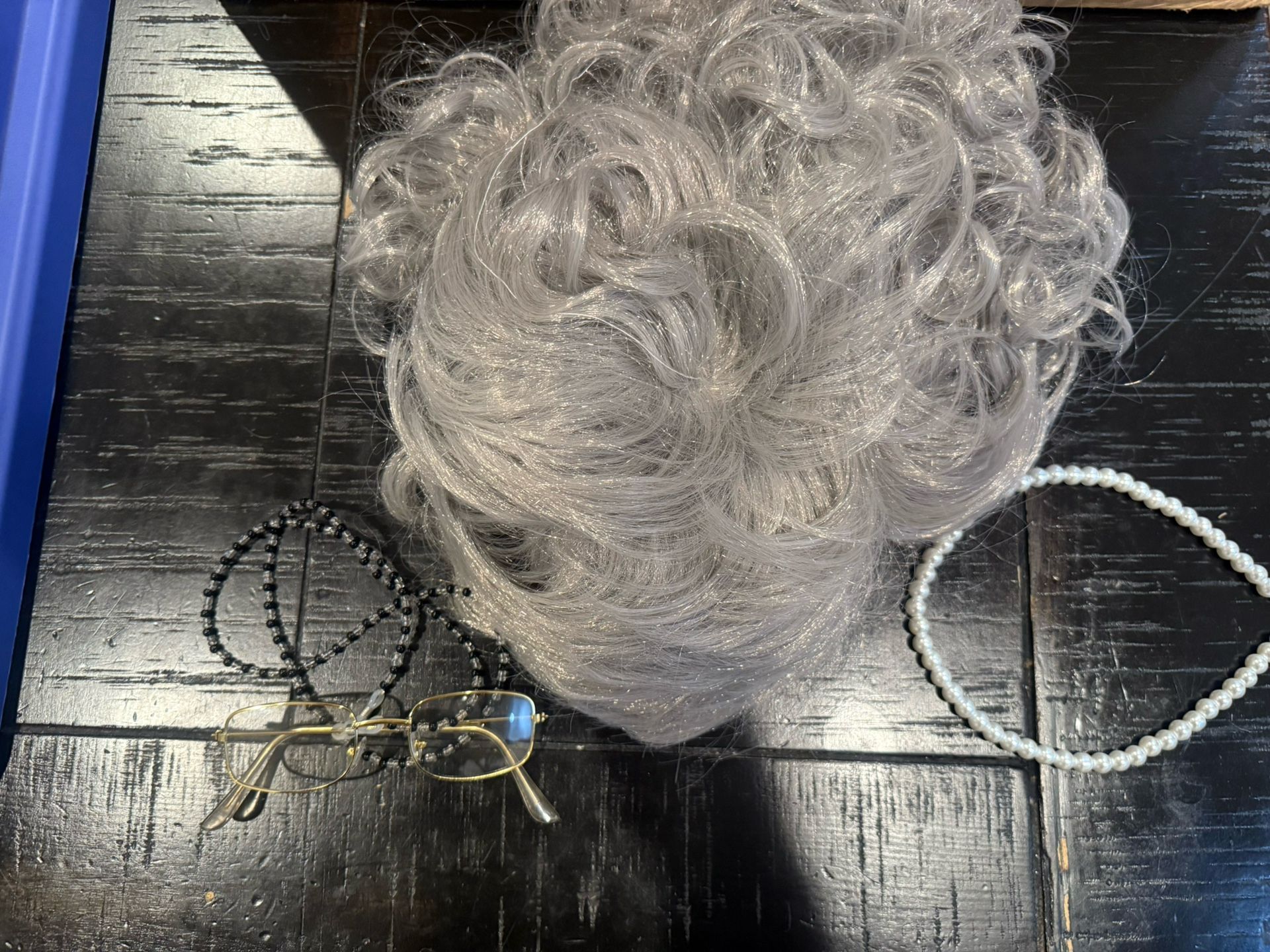 Old Lady Wig And Accessories
