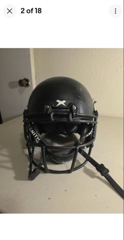 Xenith X2E+ 2018 Youth Black Matte Football Helmet Size Medium