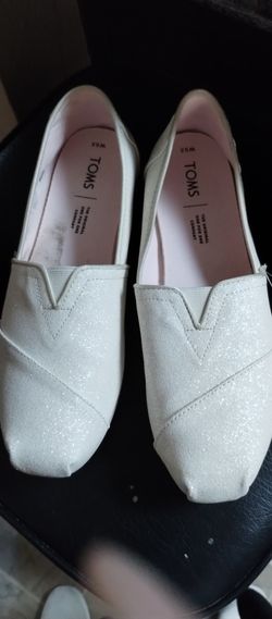 Toms Shoes